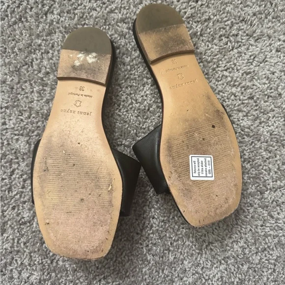 Jenni Kayne Black Leather Sandals - Picture 3 of 3